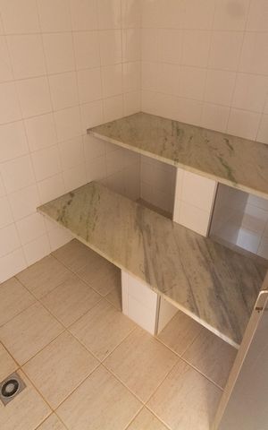 Casa de condomínio à venda com 350m², 3 quartos e 4 vagas Casa de condomínio à venda com 350m², 3 quartos e 4 vagasárea comum - SAUNA