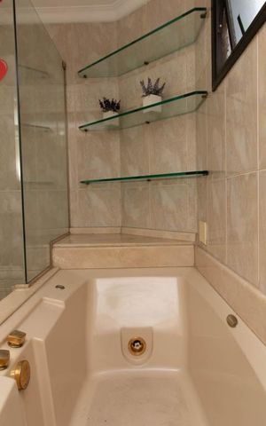 Apartamento à venda com 112m², 3 quartos e 2 vagasBanheiro da Suíte