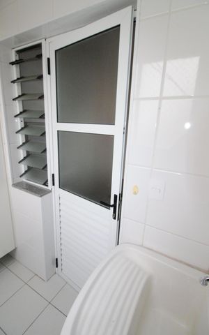 Apartamento para alugar com 67m², 2 quartos e 1 vagaÁrea de Serviço