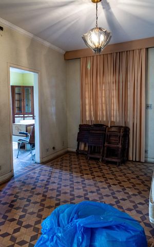 Casa à venda com 500m², 4 quartos e 16 vagas Casa à venda com 500m², 4 quartos e 16 vagasSala