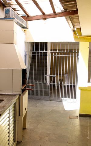 Casa para alugar com 100m², 2 quartos e 1 vaga Casa para alugar com 100m², 2 quartos e 1 vagaLavanderia
