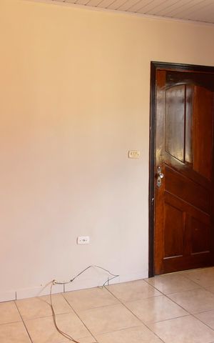 Casa para alugar com 100m², 2 quartos e 1 vaga Casa para alugar com 100m², 2 quartos e 1 vagaSala