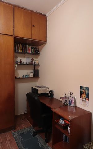 Casa à venda com 292m², 4 quartos e 2 vagas Casa à venda com 292m², 4 quartos e 2 vagasQuarto 2