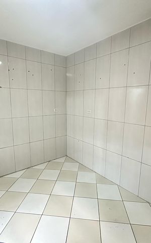 Casa à venda com 270m², 5 quartos e 2 vagas Casa à venda com 270m², 5 quartos e 2 vagasEdícula