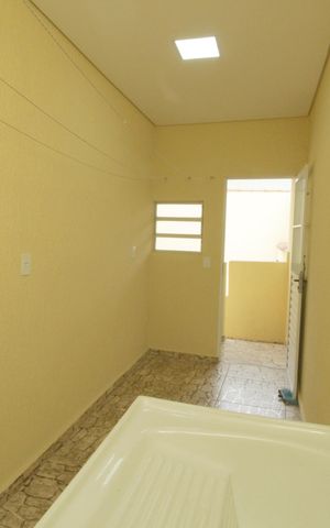 Casa à venda com 150m², 2 quartos e 1 vagaÁrea de Serviço