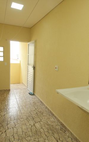Casa à venda com 150m², 2 quartos e 1 vagaÁrea de Serviço
