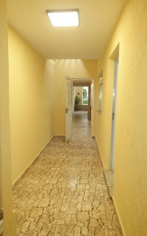 Casa à venda com 150m², 2 quartos e 1 vagaQuintal Lateral