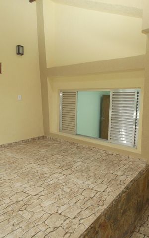 Casa à venda com 150m², 2 quartos e 1 vagaGaragem