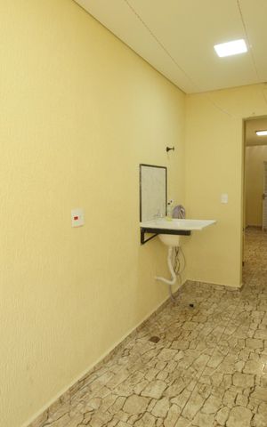 Casa à venda com 150m², 2 quartos e 1 vagaÁrea de Serviço