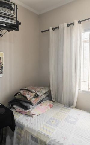 Casa à venda com 252m², 3 quartos e 4 vagas Casa à venda com 252m², 3 quartos e 4 vagasQuarto 1