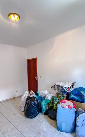 Casa à venda com 411m², 5 quartos e 6 vagasQuarto (Casa 3)