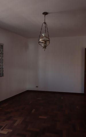 Casa à venda com 220m², 3 quartos e 4 vagasQuarto 1 - Suíte