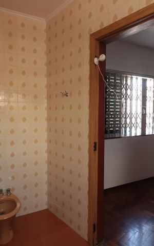 Casa à venda com 220m², 3 quartos e 4 vagasBanheiro da Suíte