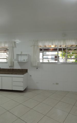 Casa à venda com 220m², 3 quartos e 4 vagasCozinha