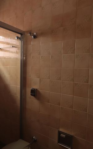 Casa à venda com 220m², 3 quartos e 4 vagasBanheiro