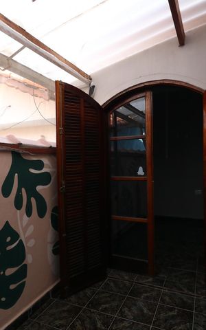 Casa para alugar com 200m², 3 quartos e 4 vagasÁrea de luz do Quarto