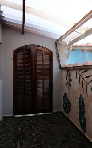 Casa para alugar com 200m², 3 quartos e 4 vagasÁrea de luz do Quarto