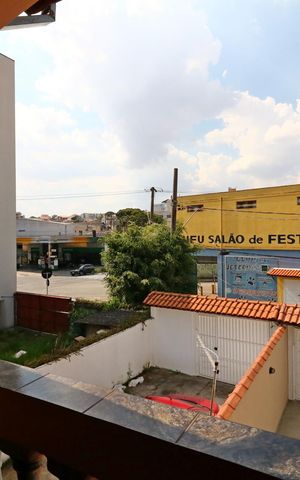 Casa para alugar com 200m², 3 quartos e 4 vagasSacada da Suíte