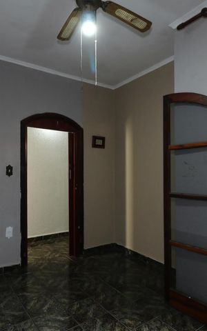 Casa para alugar com 200m², 3 quartos e 4 vagasQuarto