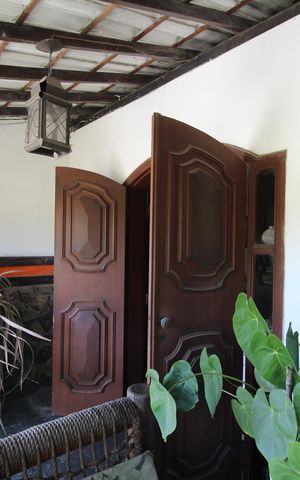 Casa de condomínio à venda com 307m², 3 quartos e 2 vagasSuíte - Varanda