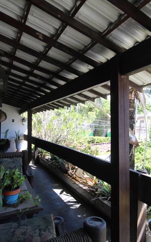 Casa de condomínio à venda com 307m², 3 quartos e 2 vagasSuíte - Varanda