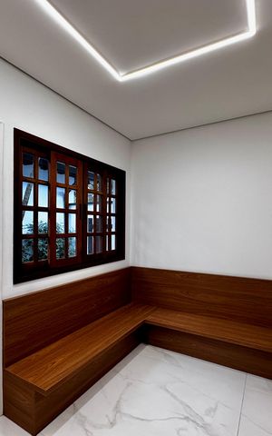 Casa à venda com 490m², 4 quartos e 7 vagas Casa à venda com 490m², 4 quartos e 7 vagasCozinha