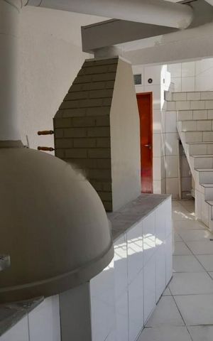 Casa à venda com 316m², 4 quartos e 6 vagas
