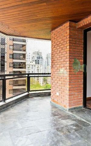 Apartamento à venda com 210m², 3 quartos e 3 vagas