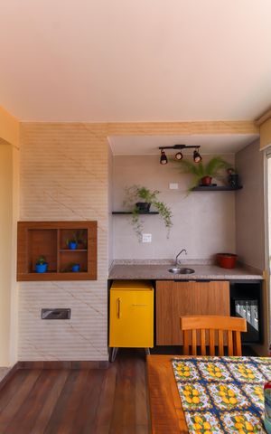 Apartamento à venda com 126m², 3 quartos e 2 vagas Apartamento à venda com 126m², 3 quartos e 2 vagasVaranda