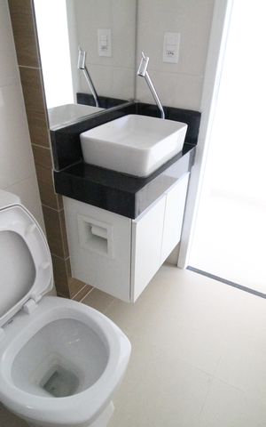 Apartamento para alugar com 75m², 2 quartos e 1 vagaBanheiro social 
