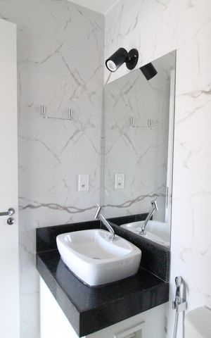 Apartamento para alugar com 75m², 2 quartos e 1 vagaBanheiro da suíte