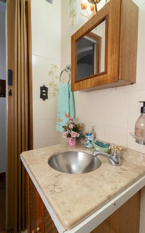 Casa à venda com 141m², 3 quartos e 4 vagasLavabo