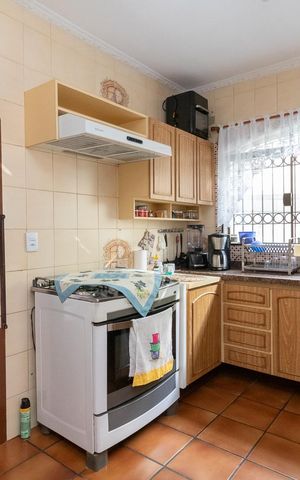 Casa à venda com 141m², 3 quartos e 4 vagasCozinha