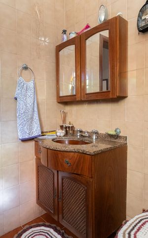 Casa à venda com 141m², 3 quartos e 4 vagasBanheiro da Suíte