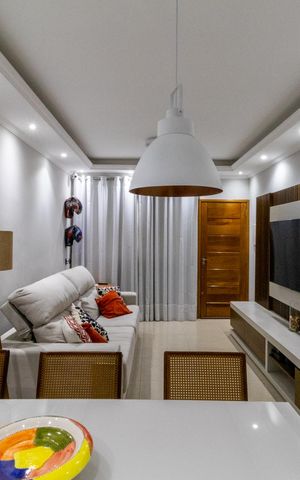 Casa à venda com 120m², 3 quartos e 2 vagas Casa à venda com 120m², 3 quartos e 2 vagasSala