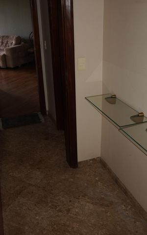 Apartamento à venda com 305m², 5 quartos e 4 vagasCorredor