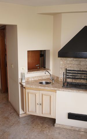 Apartamento à venda com 305m², 5 quartos e 4 vagasChurrasqueira