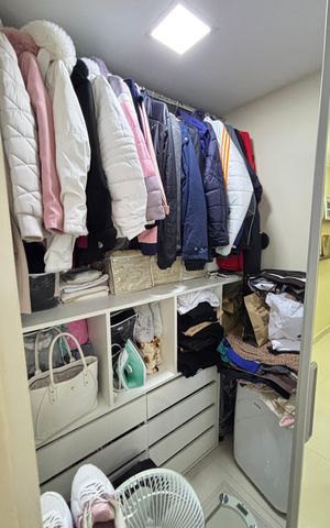 Apartamento à venda com 78m², 2 quartos e 1 vaga Apartamento à venda com 78m², 2 quartos e 1 vagaArmário