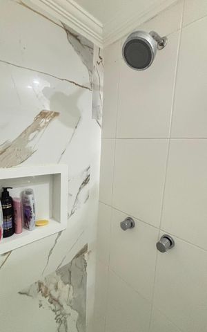 Apartamento à venda com 78m², 2 quartos e 1 vaga Apartamento à venda com 78m², 2 quartos e 1 vagaBanheiro da Suíte