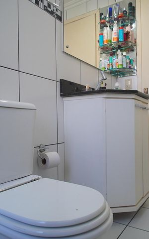 Apartamento à venda com 86m², 2 quartos e 2 vagas Apartamento à venda com 86m², 2 quartos e 2 vagasBanheiro