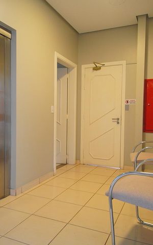 Apartamento à venda com 86m², 2 quartos e 2 vagas Apartamento à venda com 86m², 2 quartos e 2 vagasHall de entrada