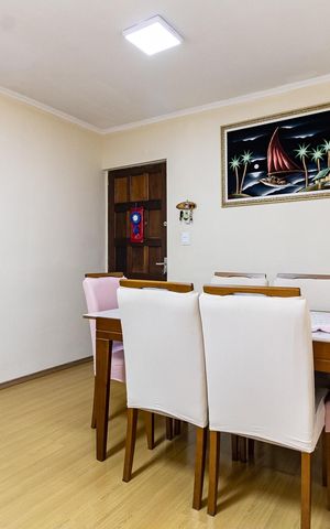 Apartamento à venda com 63m², 3 quartos e 1 vaga Apartamento à venda com 63m², 3 quartos e 1 vagaSala