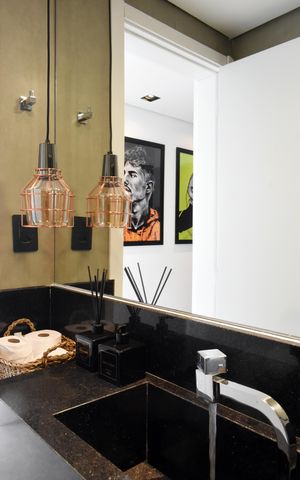 Apartamento à venda com 410m², 3 quartos e 3 vagasBanheiro 4