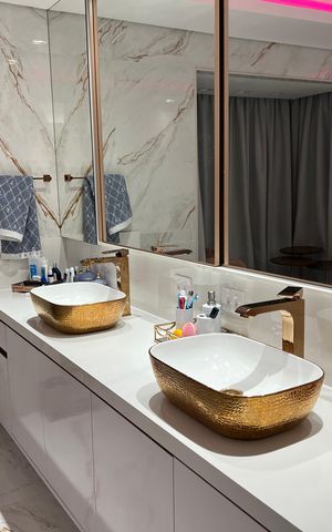 Apartamento à venda com 410m², 3 quartos e 3 vagasBanheiro 1