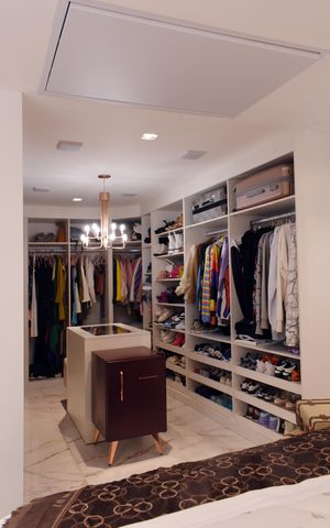 Apartamento à venda com 410m², 3 quartos e 3 vagasCloset