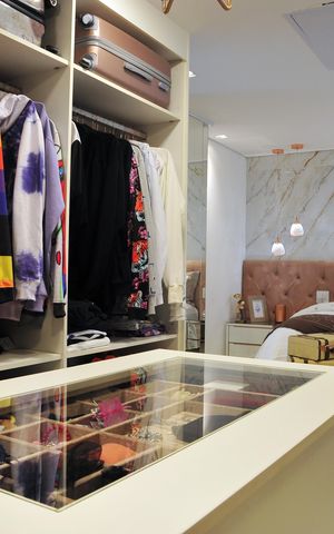 Apartamento à venda com 410m², 3 quartos e 3 vagasCloset