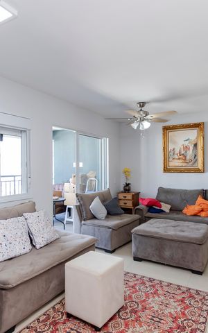 Apartamento para alugar com 83m², 2 quartos e 2 vagasSala