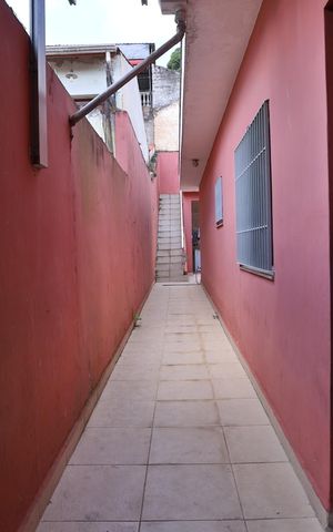 Casa à venda com 220m², 3 quartos e 9 vagas Casa à venda com 220m², 3 quartos e 9 vagasQuintal