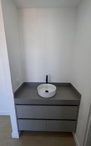 Apartamento para alugar com 33m², 1 quarto e 1 vaga Apartamento para alugar com 33m², 1 quarto e 1 vagaBanheiro