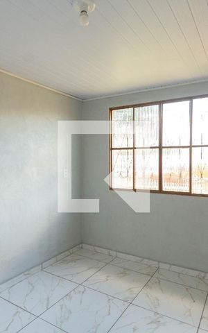 Casa à venda com 48m², 2 quartos e 2 vagasQuarto 
